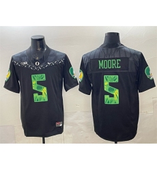 Men Oregon Ducks 5 Dakorien Moore Black F U S E  Vapor Limited Stitched Football Jersey