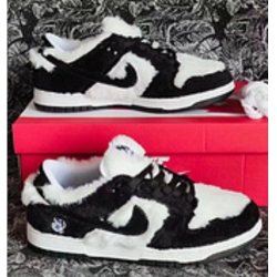 Women Nike SB Dunk Shoes Black White Panda